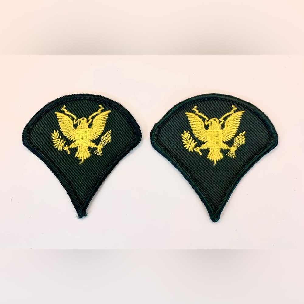 US Army Specialist (E-4) Rank Insignia Patch - Set of 2 - Vintage